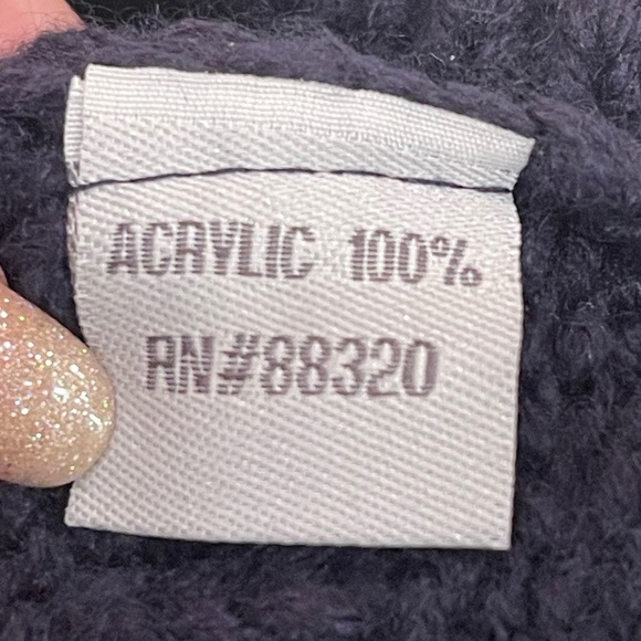 C.C Navy Unisex Chunky Soft Stretch Cable Knit Winter Hat - Picture 12 of 12